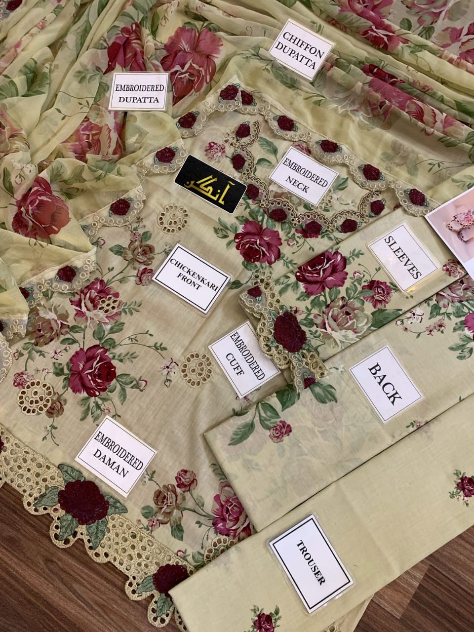 BRAND:IZNIIK lawn:Chikankari embriodered luxury unstiched 3pc