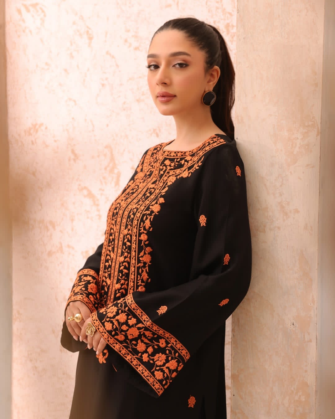 BLACK LUX 2PC STICHED SUIT