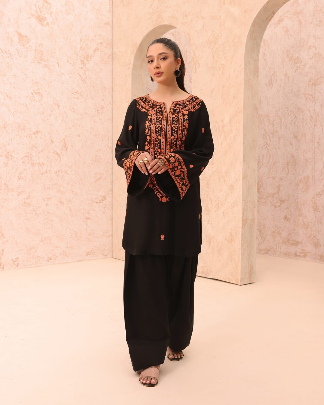BLACK LUX 2PC STICHED SUIT