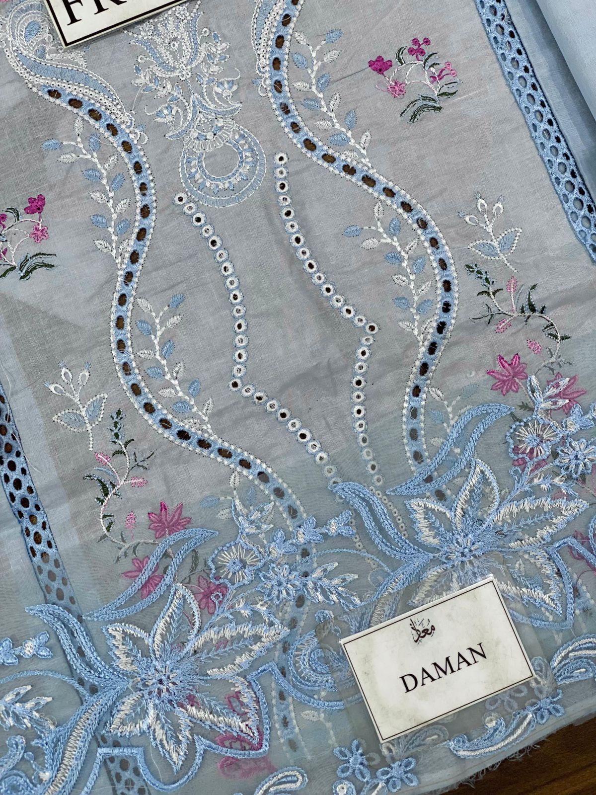 BRAND:QALAMQAR chikankari embriodered luxury cotton unstitced 3pc