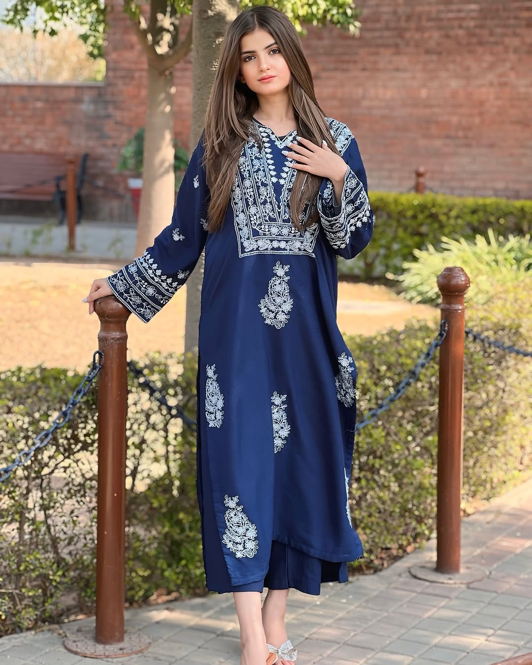 DAZZEL EMB LONG LENGHT 2pc Stiched Suit