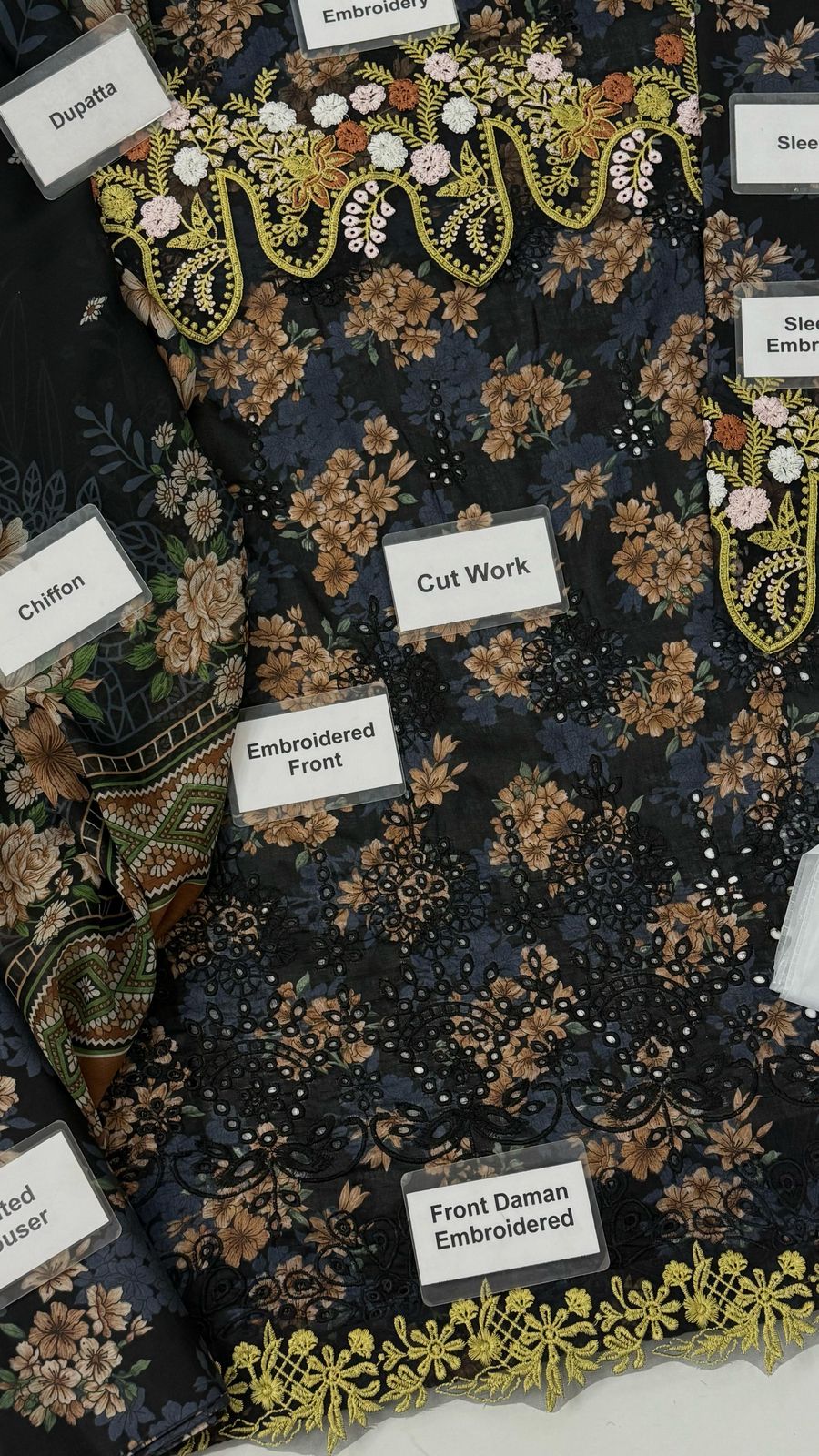 Maria b LAWN 3PC SUIT