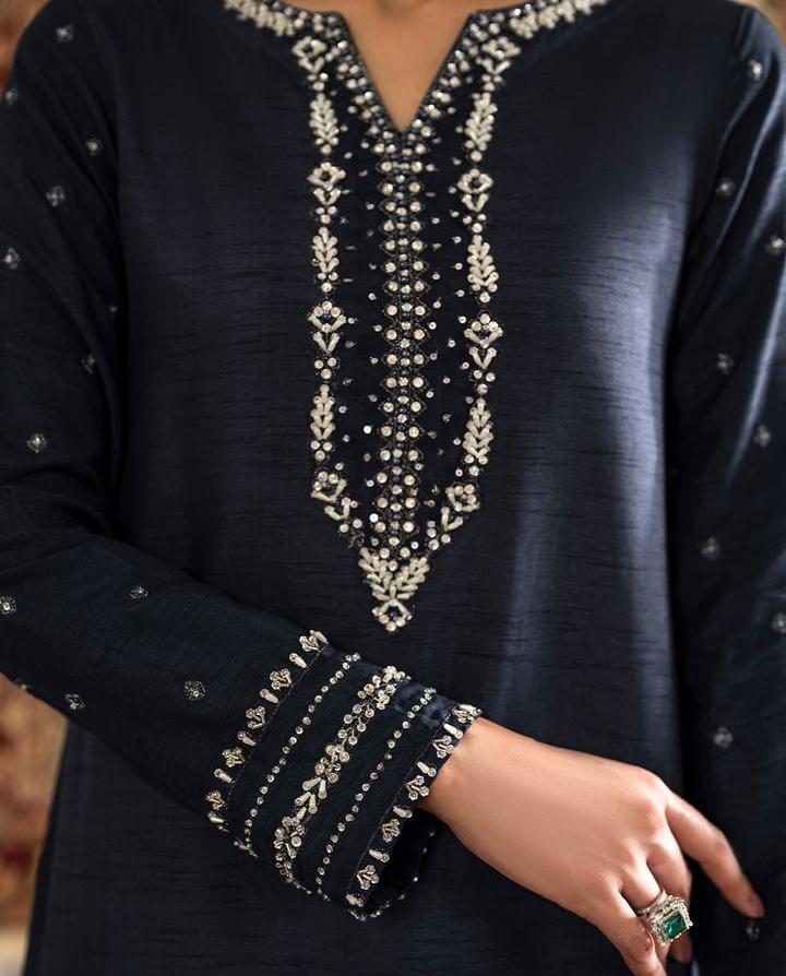 BRAMD:IZNIK shamooz silk embroidered hand embellished luxury unstitched 3pc✓
