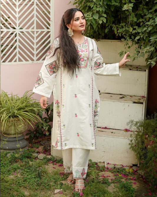 PURE LAWN EID ARRIVAL S U M M E R  C O L L E C T I ON