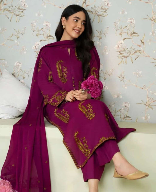 Amber Embroidery 2pc Stuff: premium Lenin