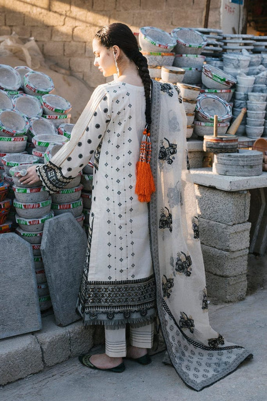 BRAND:QALAMQAR embroidered luxury formal unstitced 3pc