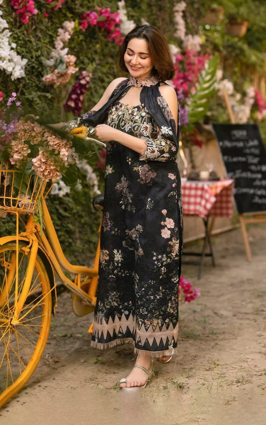 Maria b LAWN 3PC SUIT