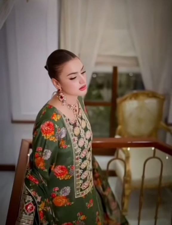 The most Hit code of the year design Aneelas Collection